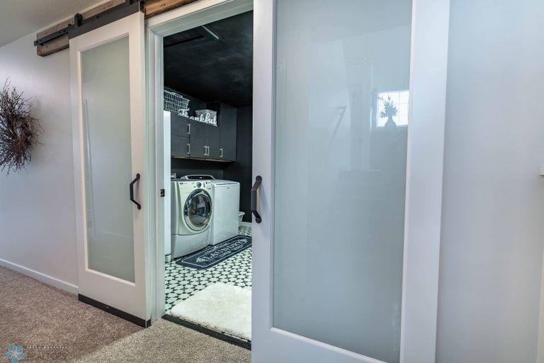 SPLIT DOORS INTO LAUNDRY