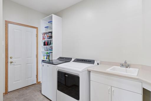 Laundry Room & Main Floor Garage Entrance