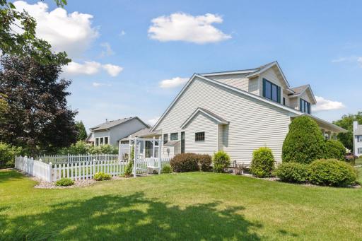 2730 Colleen Street NE, Rochester, MN 55906