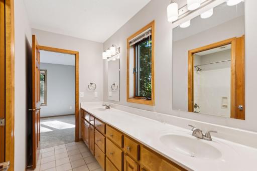 18034 Tamarack Drive, Minnetonka, MN 55345