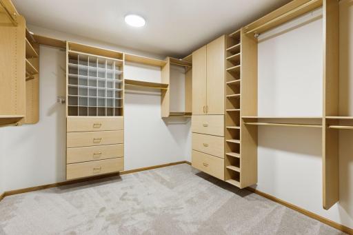 18034 Tamarack Drive, Minnetonka, MN 55345