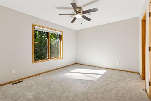 18034 Tamarack Drive, Minnetonka, MN 55345