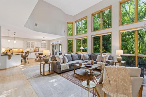 18034 Tamarack Drive, Minnetonka, MN 55345