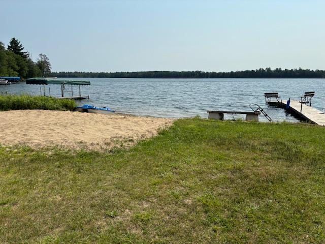 Beach on Mule Lake