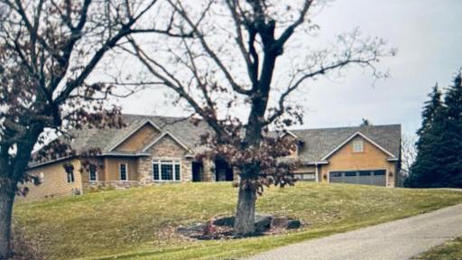 15506 Loop Road S, Burnsville, MN 55306