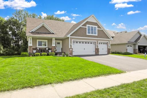 15769 Falcon Circle N, Hugo, MN 55038