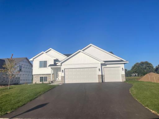 17691 Empire Trail, Lakeville, MN 55044