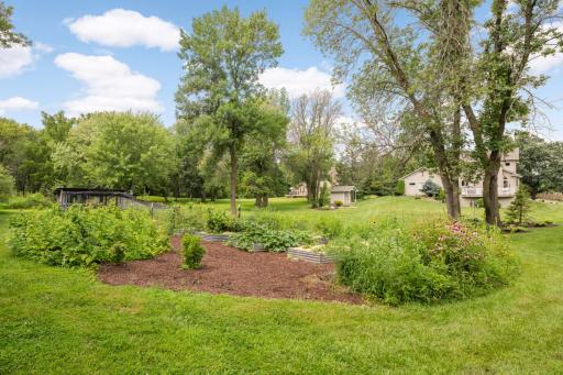 6450 Park Trail Road, Hamel, MN 55340