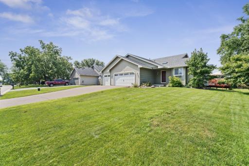 17365 Foliage Avenue, Farmington, MN 55024