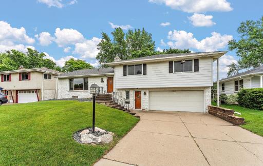 354 Edith Drive, Saint Paul, MN 55118