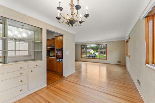 354 Edith Drive, Saint Paul, MN 55118