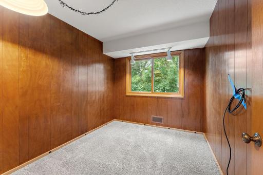 354 Edith Drive, Saint Paul, MN 55118