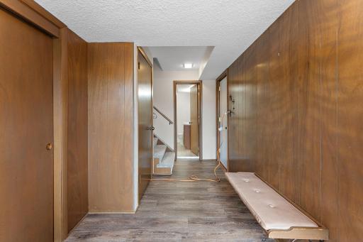 354 Edith Drive, Saint Paul, MN 55118