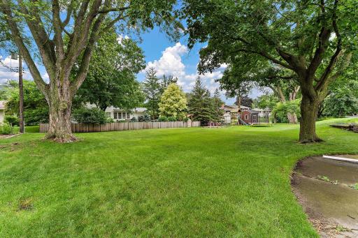 354 Edith Drive, Saint Paul, MN 55118