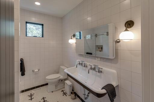 22277 E Lake Hubert Drive, Brainerd, MN 56401