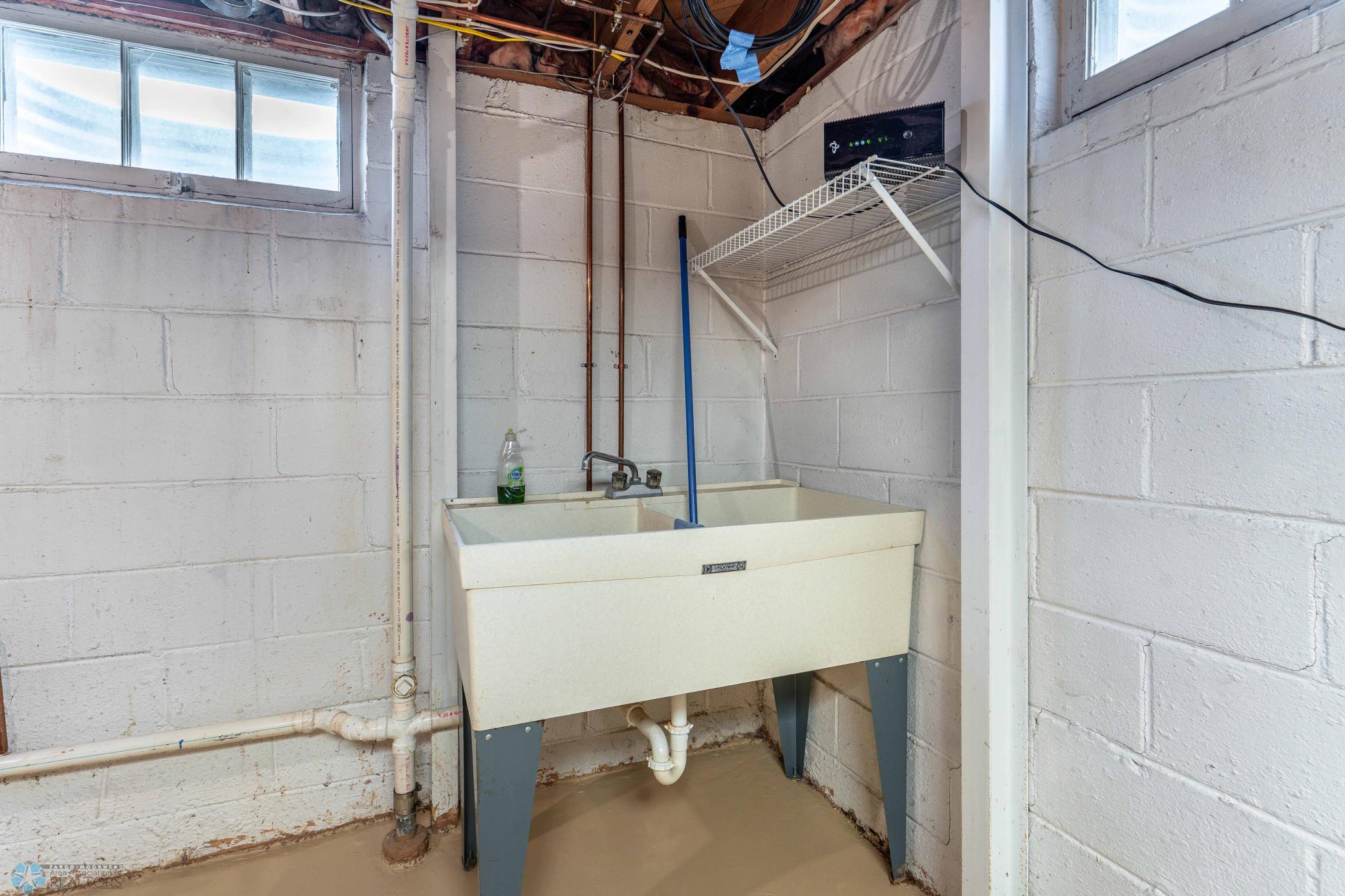 Double Wash Sink
