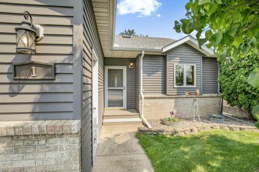 1 Pine Tree Court, Sartell, MN 56377