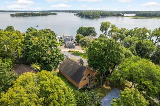 4660 Island View Drive, Mound, MN 55364