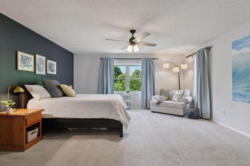 9031 Larkspur Lane, Eden Prairie, MN 55347