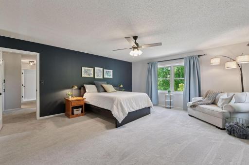 9031 Larkspur Lane, Eden Prairie, MN 55347