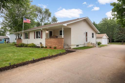2743/2747 134th Lane NW, Andover, MN 55304