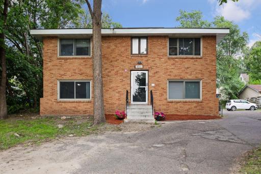 4733 University Avenue Northeast - Spacecrafting - 0001.jpg