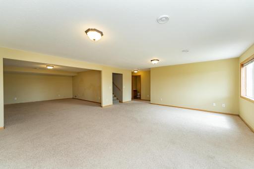 4526 Prairie View Place NW, Rochester, MN 55901