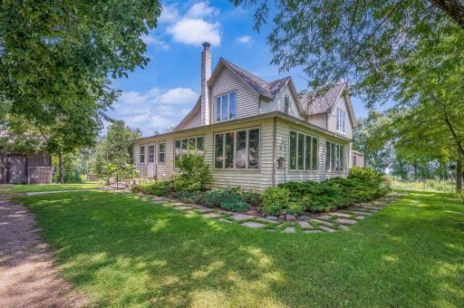 45037 180th Street, Sleepy Eye, MN 56085