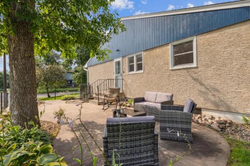 1384 Smith Avenue S, Saint Paul, MN 55118