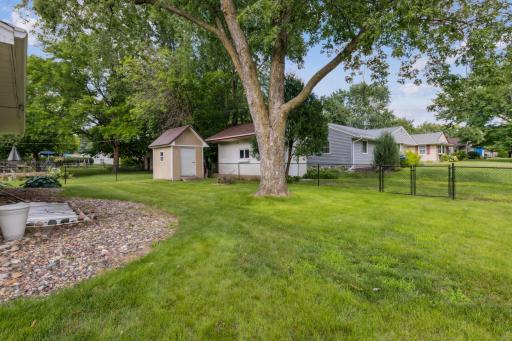 1384 Smith Avenue S, Saint Paul, MN 55118