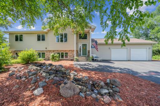 742 N Meadow Drive, Hudson, WI 54016