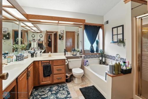 2743 Cobblestone Court S, Fargo, ND 58103