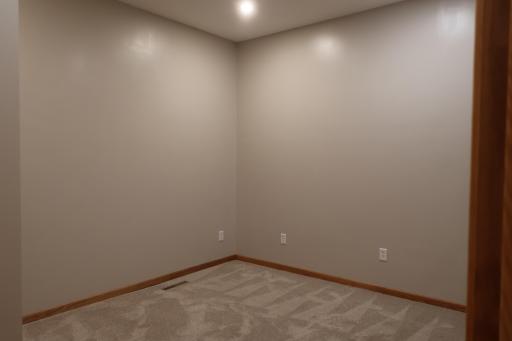 12625 Sable Drive, Burnsville, MN 55337