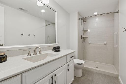 15005 Sunrise Lane, Burnsville, MN 55306