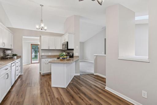 15005 Sunrise Lane, Burnsville, MN 55306
