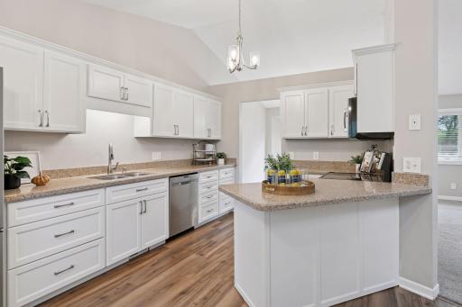 15005 Sunrise Lane, Burnsville, MN 55306