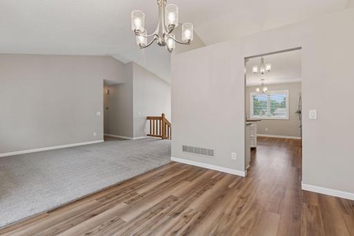 15005 Sunrise Lane, Burnsville, MN 55306
