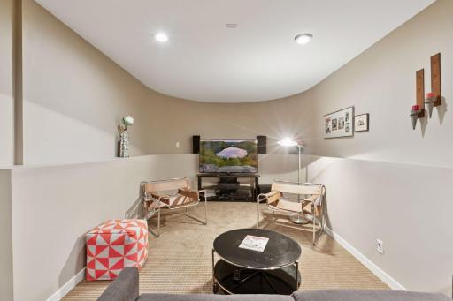 3720 Abbott Avenue S, Minneapolis, MN 55410