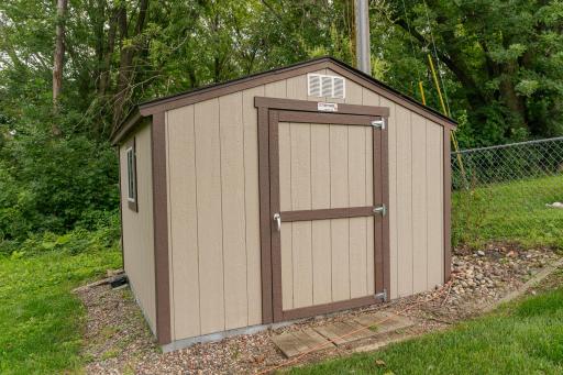 720 1st Avenue NW, Byron, MN 55920
