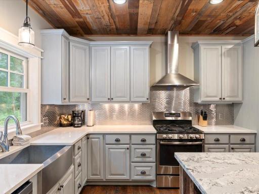 23740 Nokomis Avenue, 179, Nisswa, MN 56468