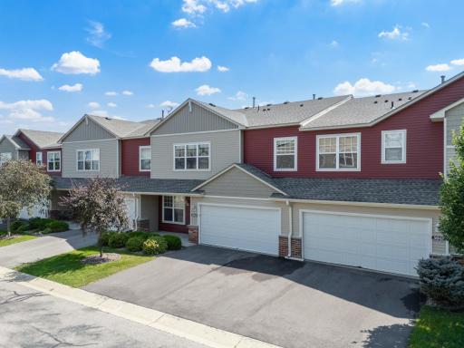 5044 Schumard Court SE, Rochester, MN 55904