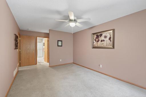 919 Evergreen Court, Saint Paul, MN 55127