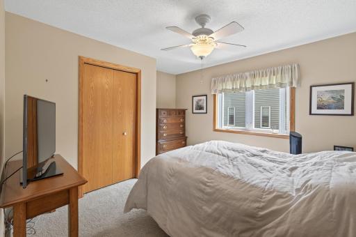 919 Evergreen Court, Saint Paul, MN 55127