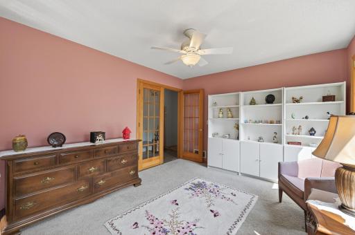 919 Evergreen Court, Saint Paul, MN 55127