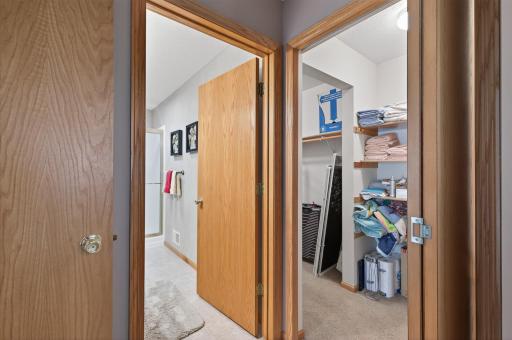 919 Evergreen Court, Saint Paul, MN 55127