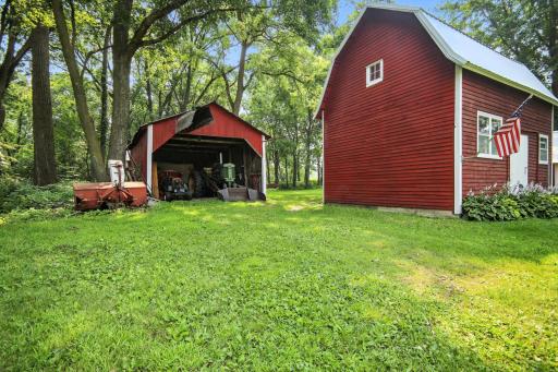 5603 NW 102nd Avenue, Waseca, MN 56093