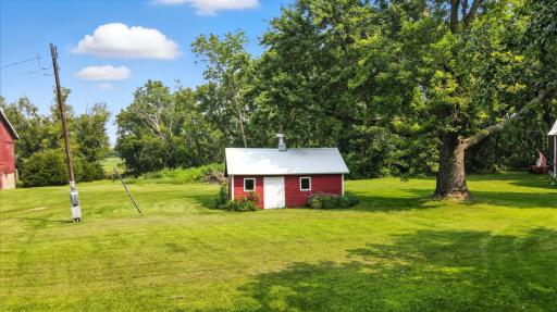 5603 NW 102nd Avenue, Waseca, MN 56093