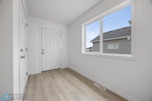 3851 19th Street S, Moorhead, MN 56560
