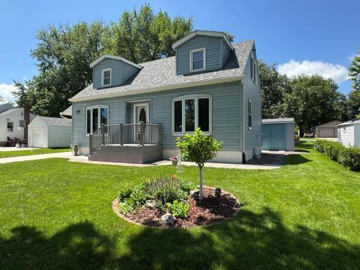 606 S 10th Street, Olivia, MN 56277