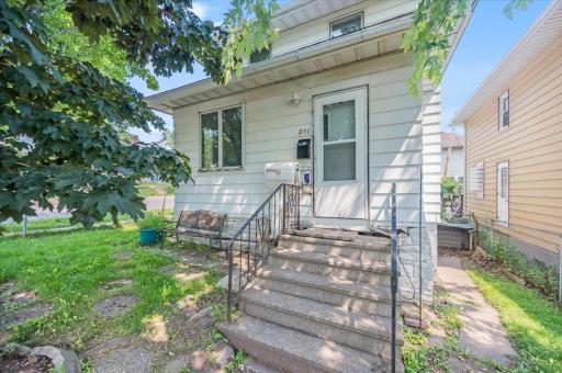 830 N 9th Ave E, Duluth, MN 55805